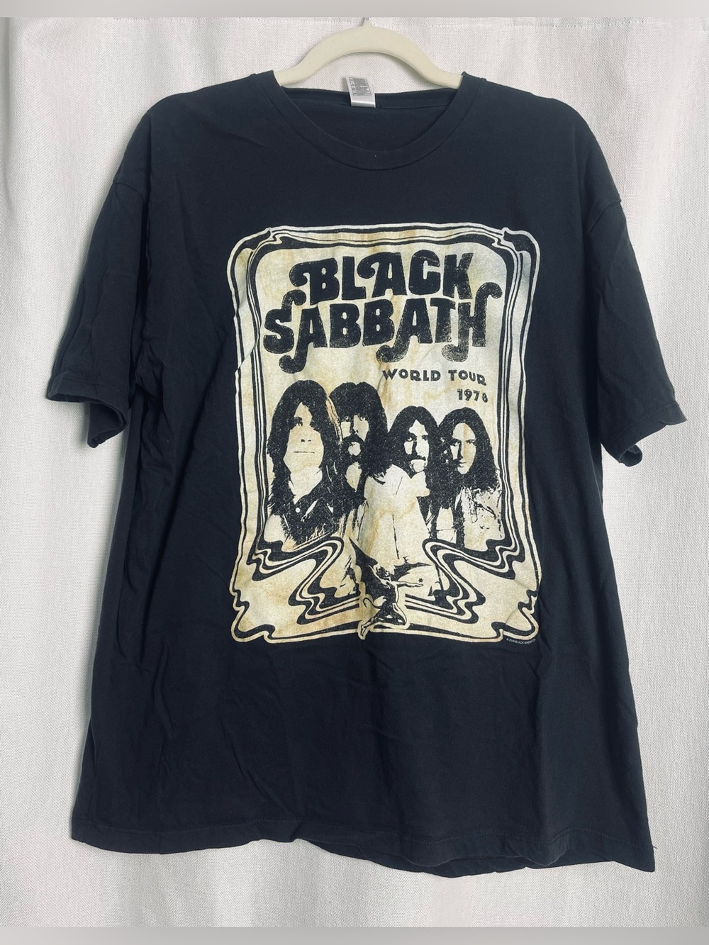 Black Sabbath World Tour 1978 Band T-Shirt Black Mens XL Short Sleeve Crew Neck
